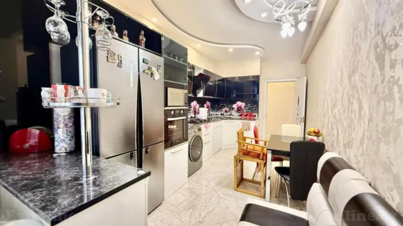 Satılır 4 otaqlı Mənzil Yeni tikili 155 m² İnşaatçılar m. - şəkil 15