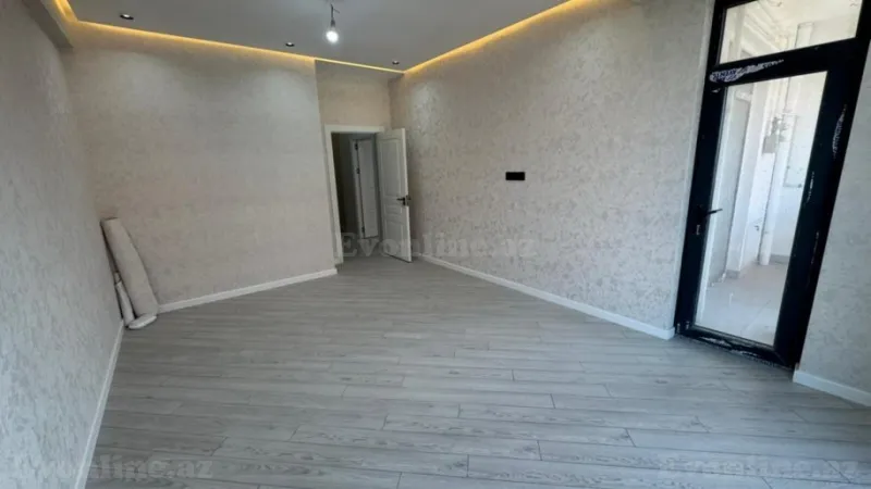 2 otaqlı Mənzil 70 m² Qara Qarayev m. Satılır