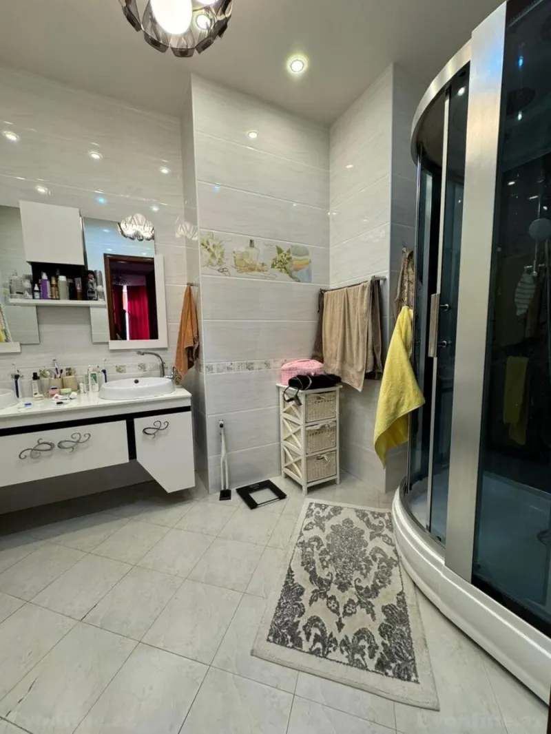 Satılır 7 otaqlı Mənzil Yeni tikili 370 m² Nizami m. - şəkil 13