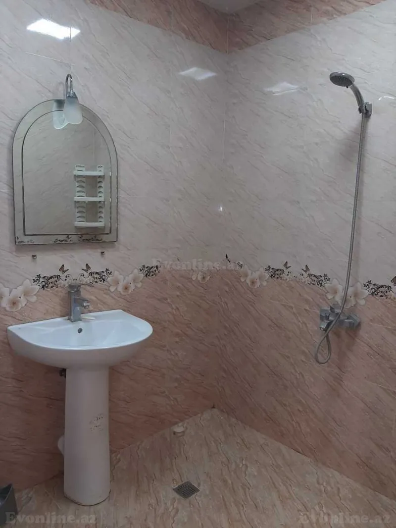 Satılır 2 otaqlı Mənzil Yeni tikili 62 m² Neftçilər m. - şəkil 6