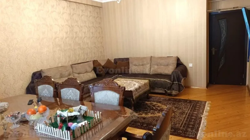3 otaqlı Mənzil 100 m² İnşaatçılar m. Satılır