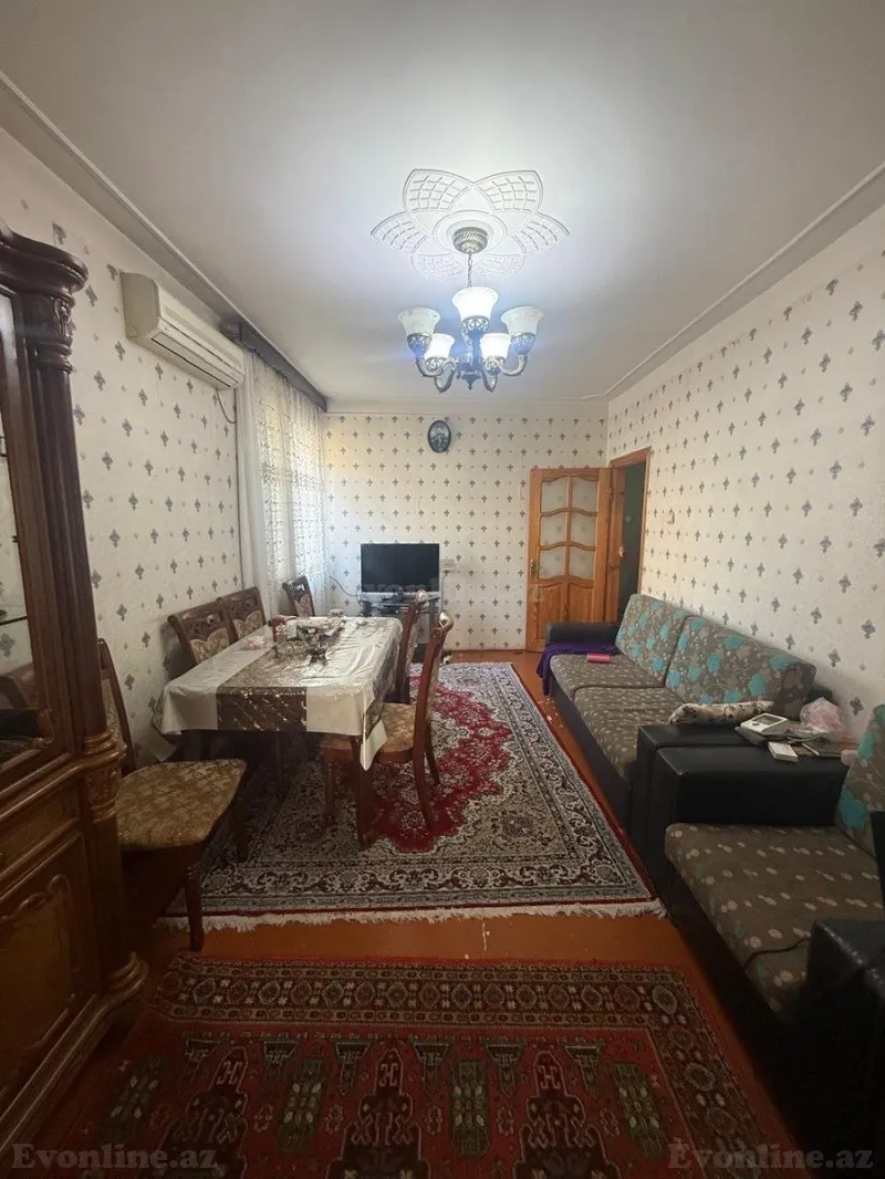 Satılır 2 otaqlı Mənzil Köhnə tikili 55 m² Binəqədi r. - şəkil 3