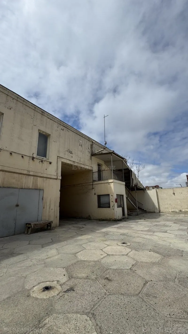 Satılır Obyekt 2000 m² Bakmil m. - şəkil 7