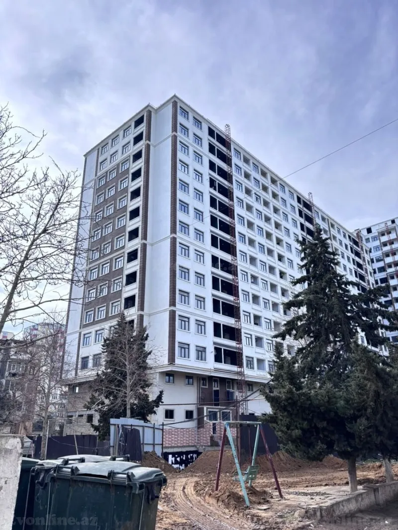 4 otaqlı Mənzil 110 m² Neftçilər m. Satılır