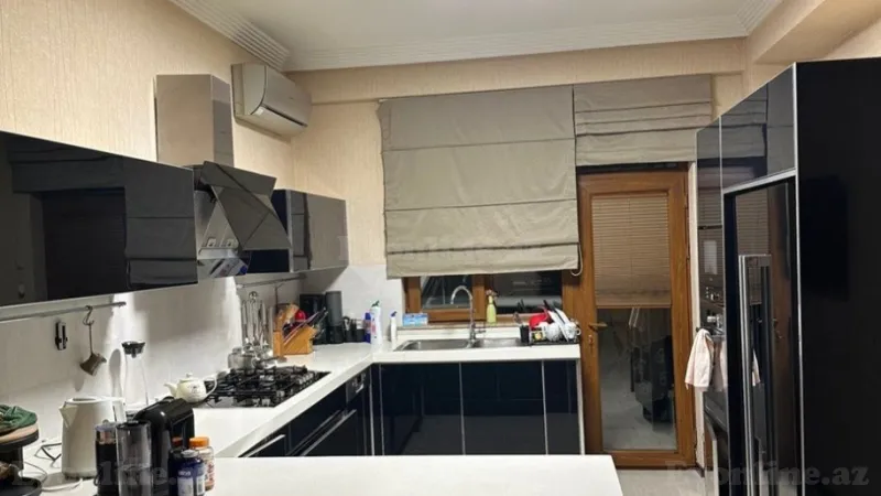 Satılır 4 otaqlı Mənzil Yeni tikili 200 m² 28 May m. - şəkil 5