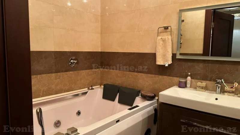 Satılır 4 otaqlı Mənzil Yeni tikili 200 m² 28 May m. - şəkil 11