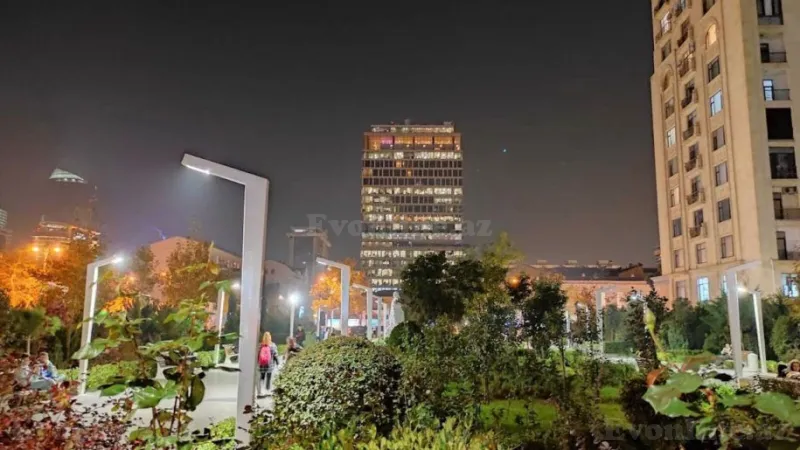 3 otaqlı Mənzil 100 m² 28 May m. Satılır