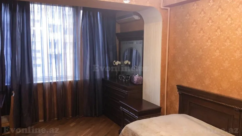 Satılır 3 otaqlı Mənzil Köhnə tikili 100 m² 28 May m. - şəkil 7