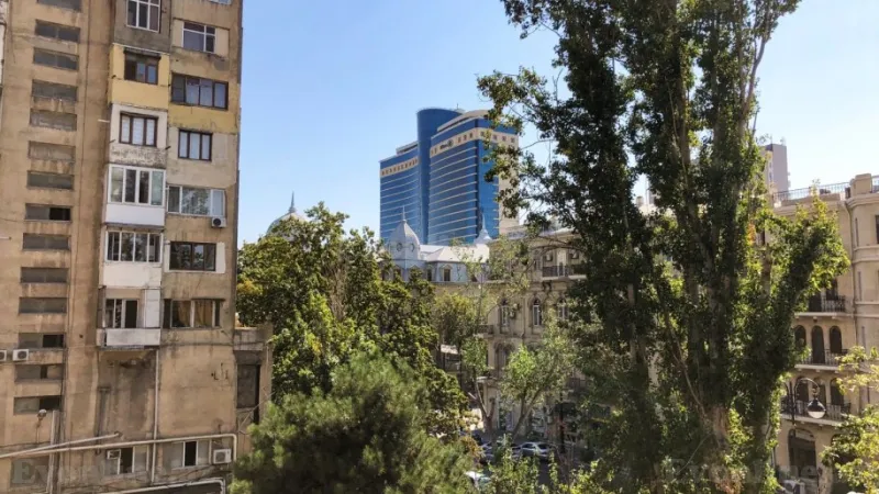 Satılır 3 otaqlı Mənzil Köhnə tikili 100 m² 28 May m. - şəkil 17
