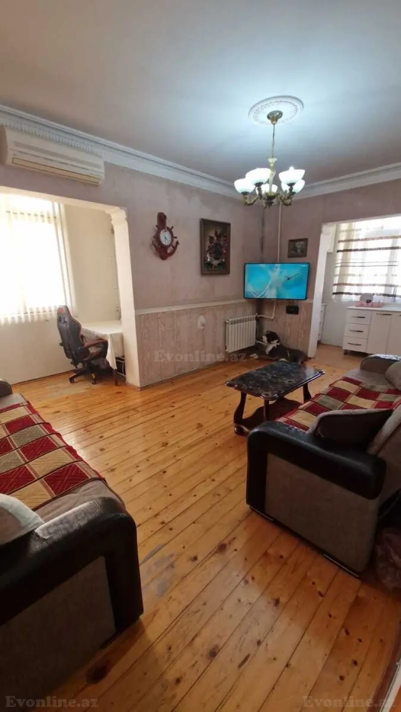 Satılır 2 otaqlı Mənzil Köhnə tikili 35 m² Suraxanı r.