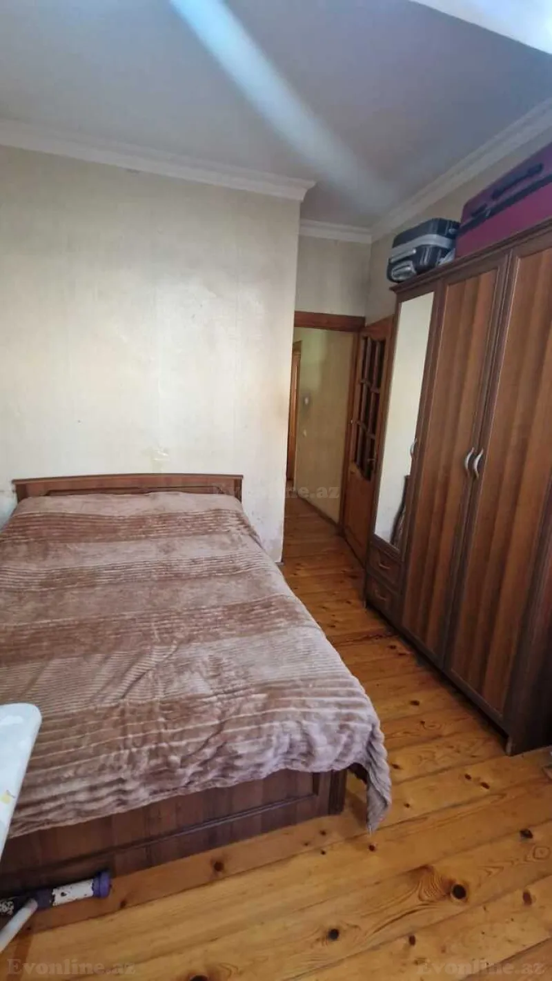 Satılır 2 otaqlı Mənzil Köhnə tikili 35 m² Suraxanı r. - şəkil 4