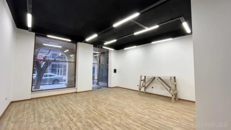 Obyekt 100 m² Nərimanov r. Satılır