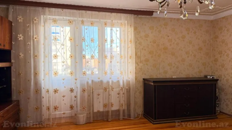 Kirayə verilir 3 otaqlı Mənzil Köhnə tikili 125 m² Qara Qarayev m. - şəkil 2