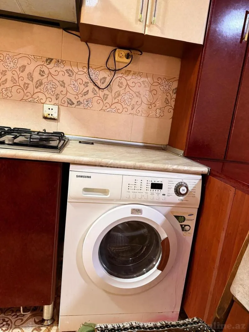 Kirayə verilir 3 otaqlı Mənzil Köhnə tikili 125 m² Qara Qarayev m. - şəkil 9