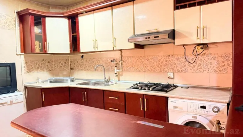 Kirayə verilir 3 otaqlı Mənzil Köhnə tikili 120 m² Neftçilər m. - şəkil 18