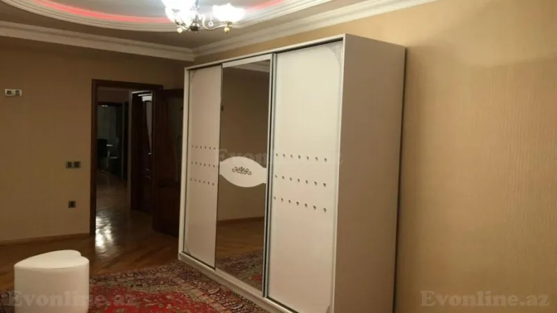 Kirayə verilir 3 otaqlı Mənzil Yeni tikili 160 m² Nərimanov r. - şəkil 16