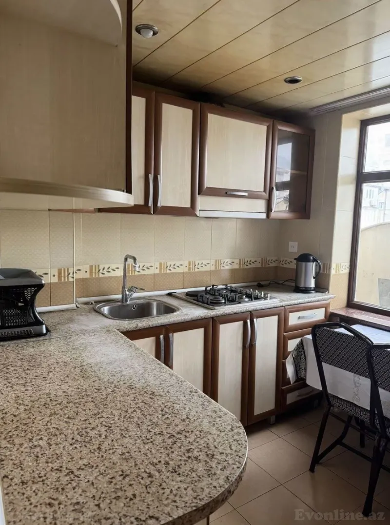 Kirayə verilir 3 otaqlı Mənzil Köhnə tikili 65 m² Gənclik m. - şəkil 7