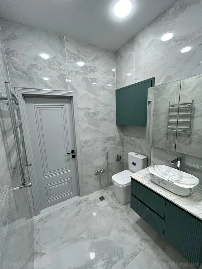 Kirayə verilir 3 otaqlı Mənzil Yeni tikili 105 m² İnşaatçılar m. - şəkil 12