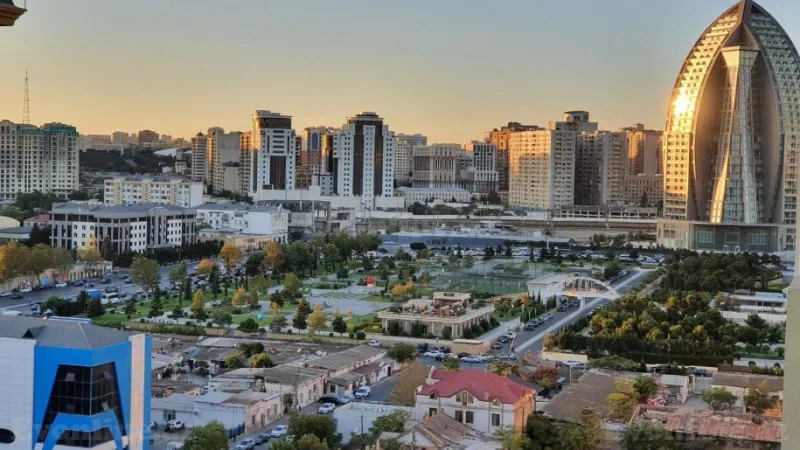 Kirayə verilir 2 otaqlı Mənzil Yeni tikili 80 m² Xətai m. - şəkil 2