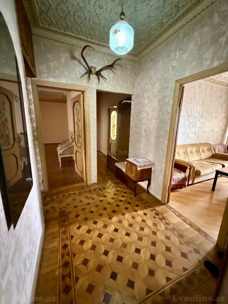 Satılır 4 otaqlı Mənzil Köhnə tikili 100 m² Xalqlar Dostluğu m. - şəkil 12