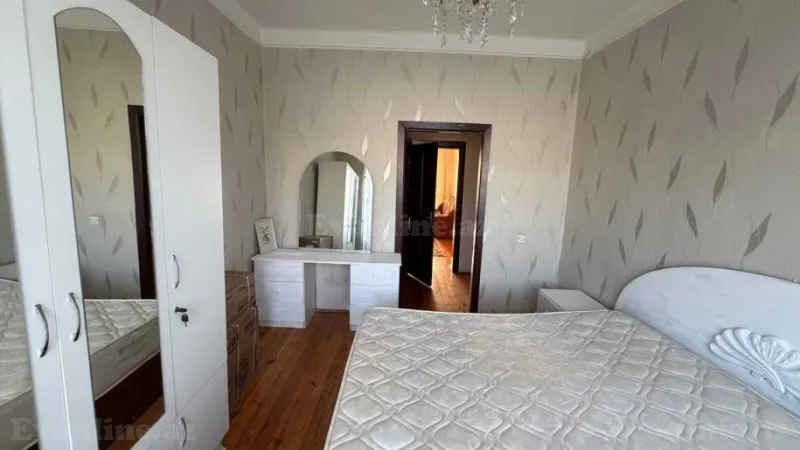 Kirayə verilir 2 otaqlı Mənzil Köhnə tikili 52 m² İnşaatçılar m. - şəkil 4