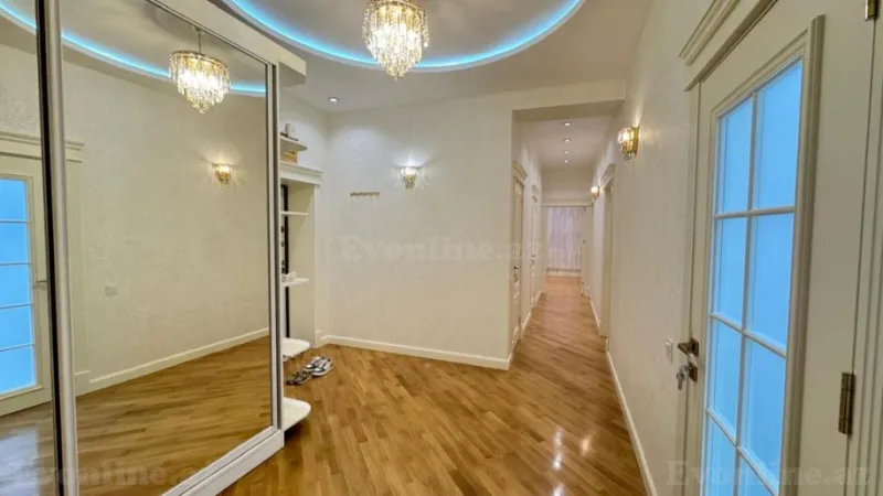 Satılır 4 otaqlı Mənzil Yeni tikili 155 m² Dərnəgül m. - şəkil 7