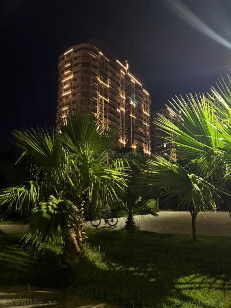 4 otaqlı Mənzil 220 m² Xətai m. Kirayə verilir