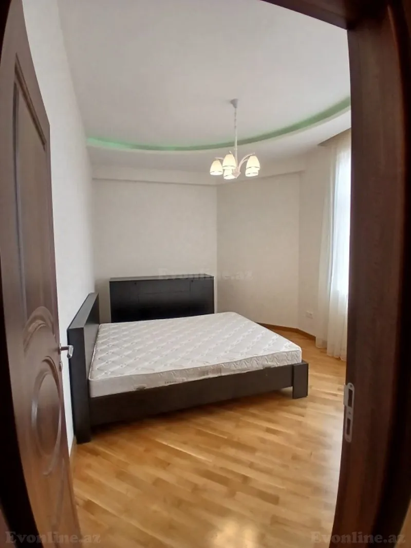 Kirayə verilir 3 otaqlı Mənzil Yeni tikili 120 m² Elmlər Akademiyası m. - şəkil 17