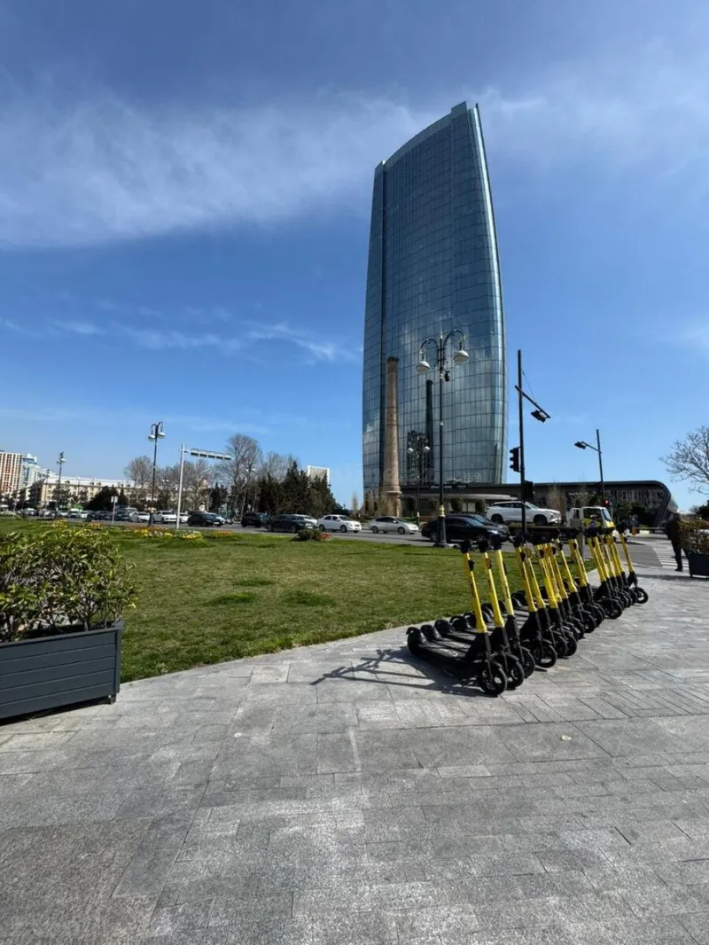 Satılır 2 otaqlı Mənzil Köhnə tikili 76 m² Xətai m. - şəkil 2