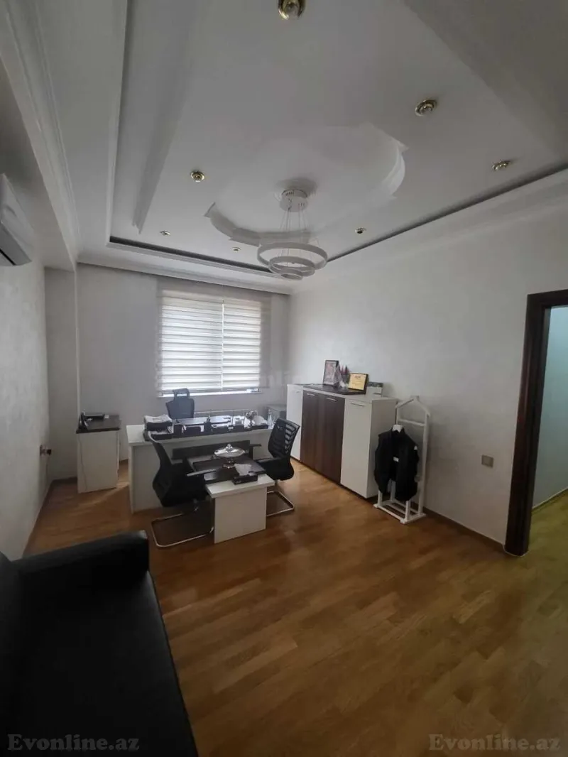 3 otaqlı Ofis 157 m² Gənclik m. Kirayə verilir