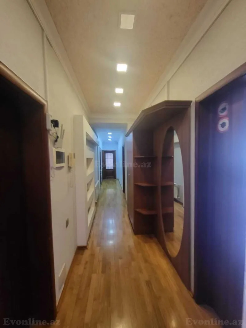 Kirayə verilir Ofis 157 m² Gənclik m. - şəkil 9