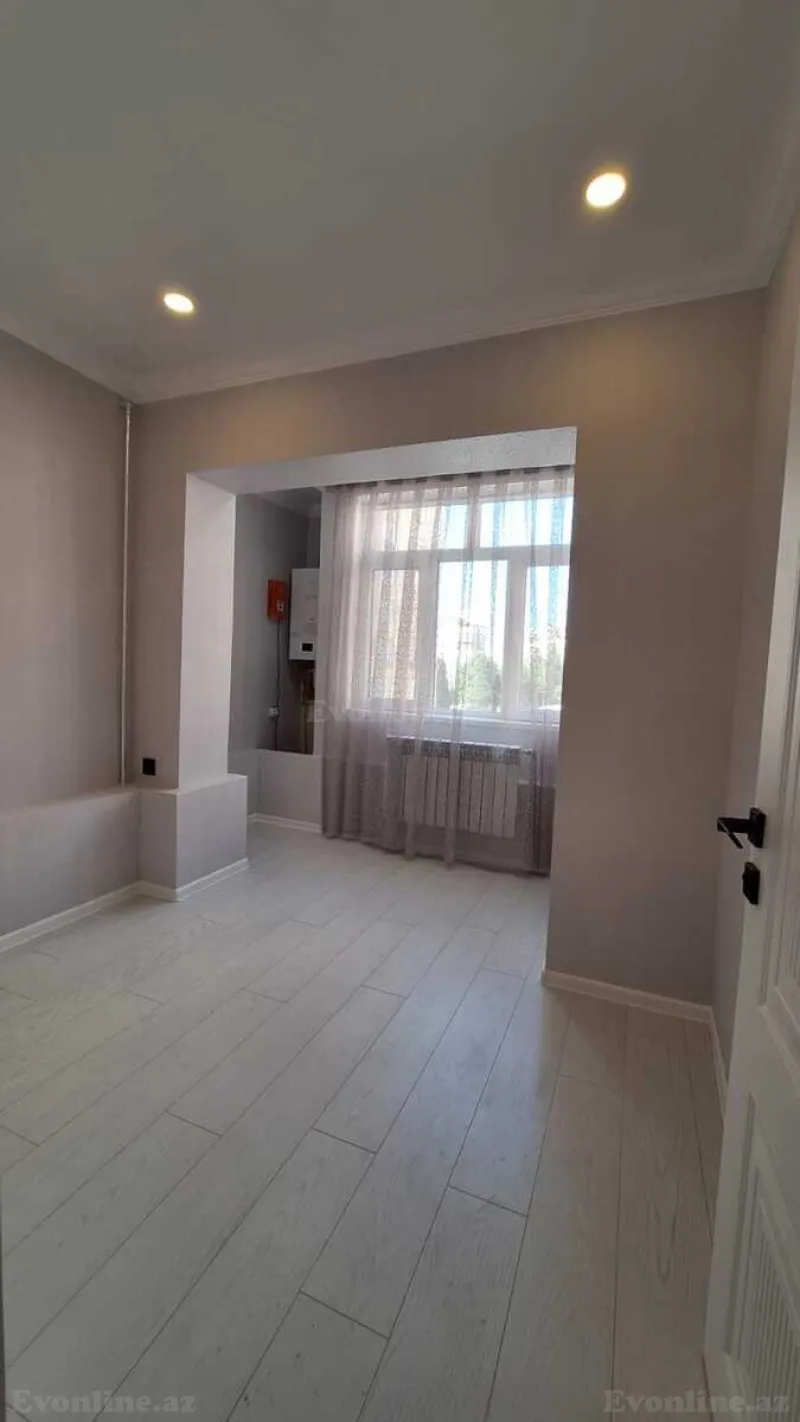 Satılır 2 otaqlı Mənzil Köhnə tikili 50 m² İnşaatçılar m. - şəkil 10