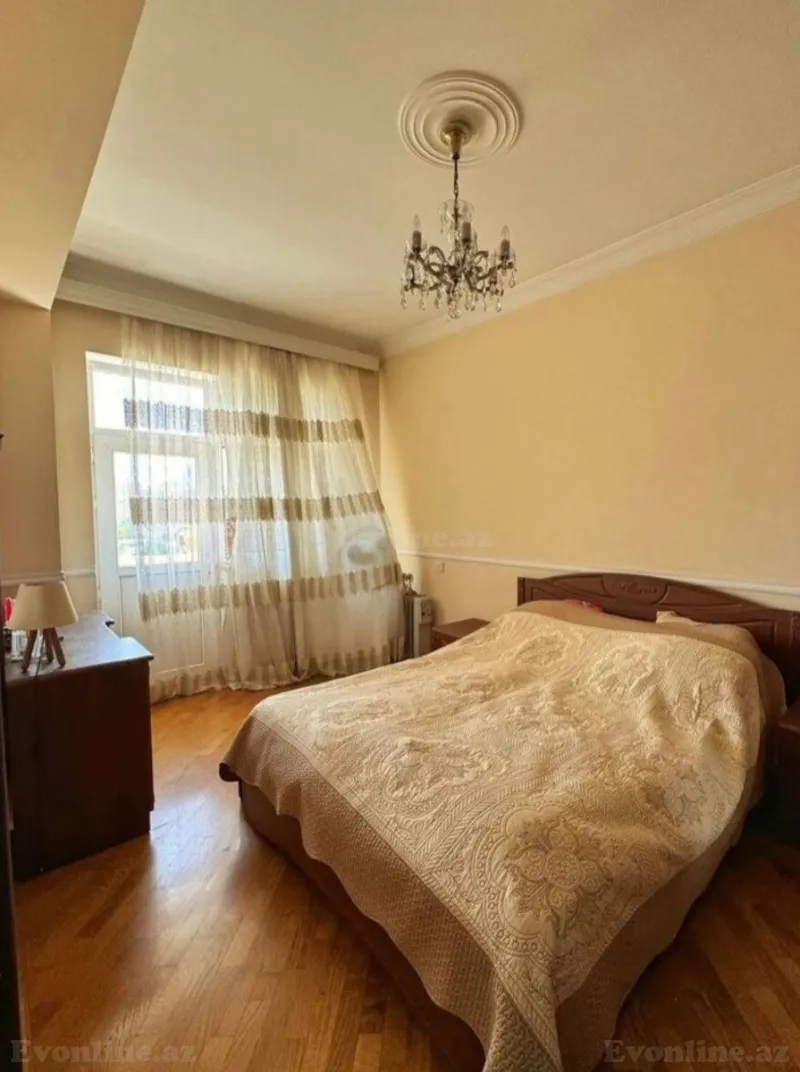 Kirayə verilir 3 otaqlı Mənzil Yeni tikili 121 m² 28 May m. - şəkil 2