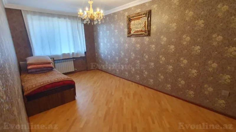 Satılır 4 otaqlı Mənzil Köhnə tikili 100 m² Sabunçu r. - şəkil 5