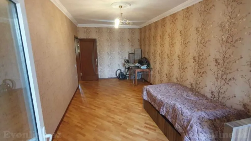 Satılır 4 otaqlı Mənzil Köhnə tikili 100 m² Sabunçu r. - şəkil 6