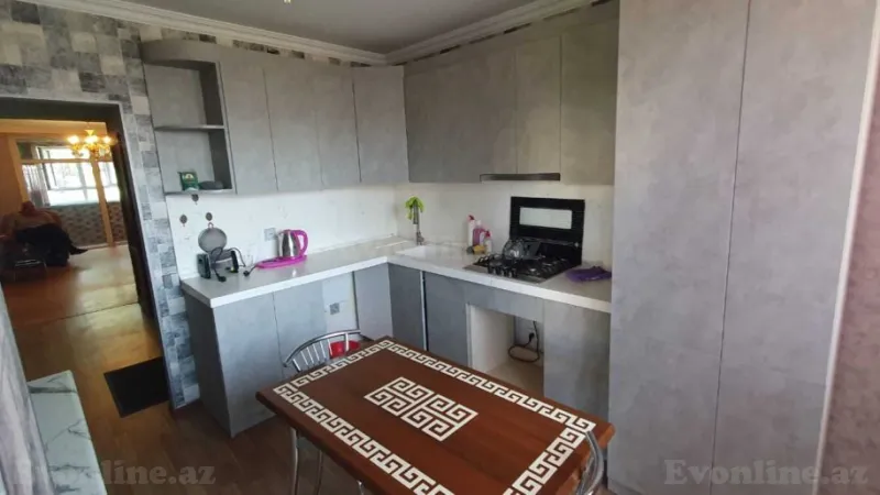 Satılır 4 otaqlı Mənzil Köhnə tikili 100 m² Sabunçu r. - şəkil 13