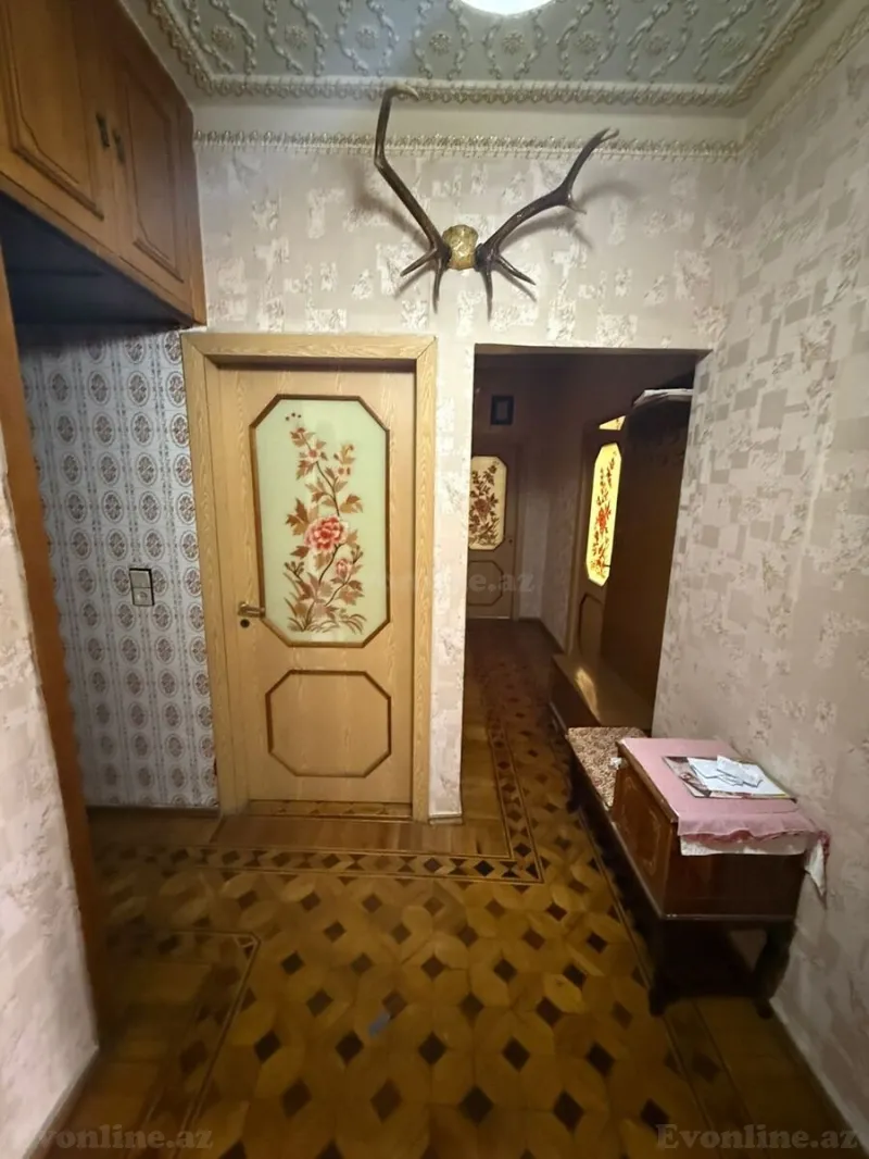 Satılır 5 otaqlı Mənzil Köhnə tikili 120 m² Xalqlar Dostluğu m. - şəkil 17