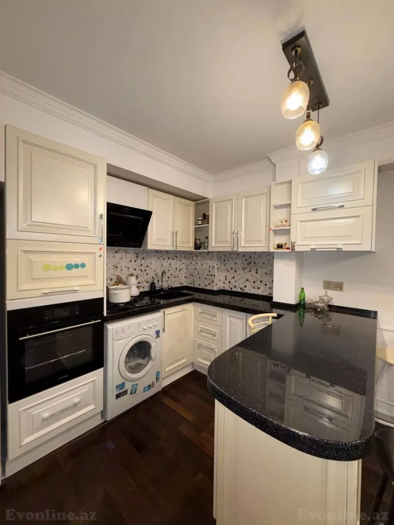 Satılır 2 otaqlı Mənzil Köhnə tikili 45 m² Gənclik m. - şəkil 21