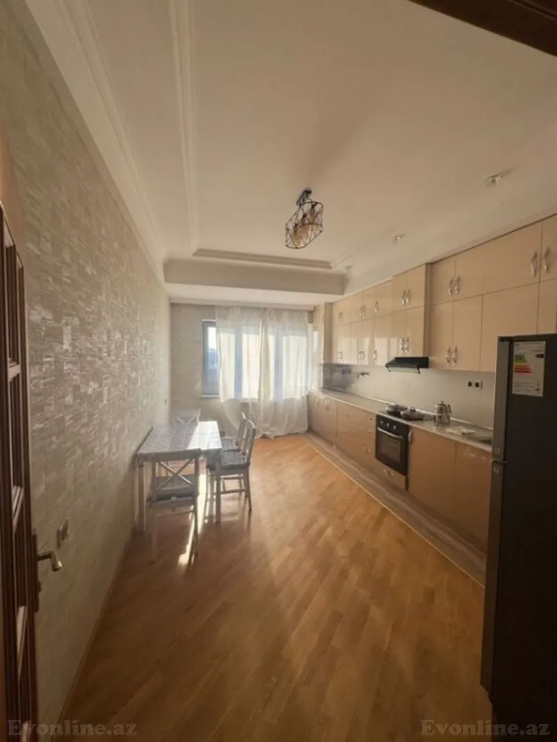 Kirayə verilir 3 otaqlı Mənzil Yeni tikili 132 m² Xətai r. - şəkil 12