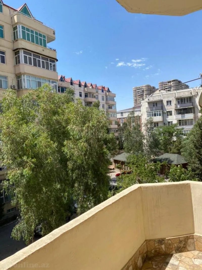 Satılır 3 otaqlı Mənzil Köhnə tikili 146 m² Xətai m. - şəkil 15