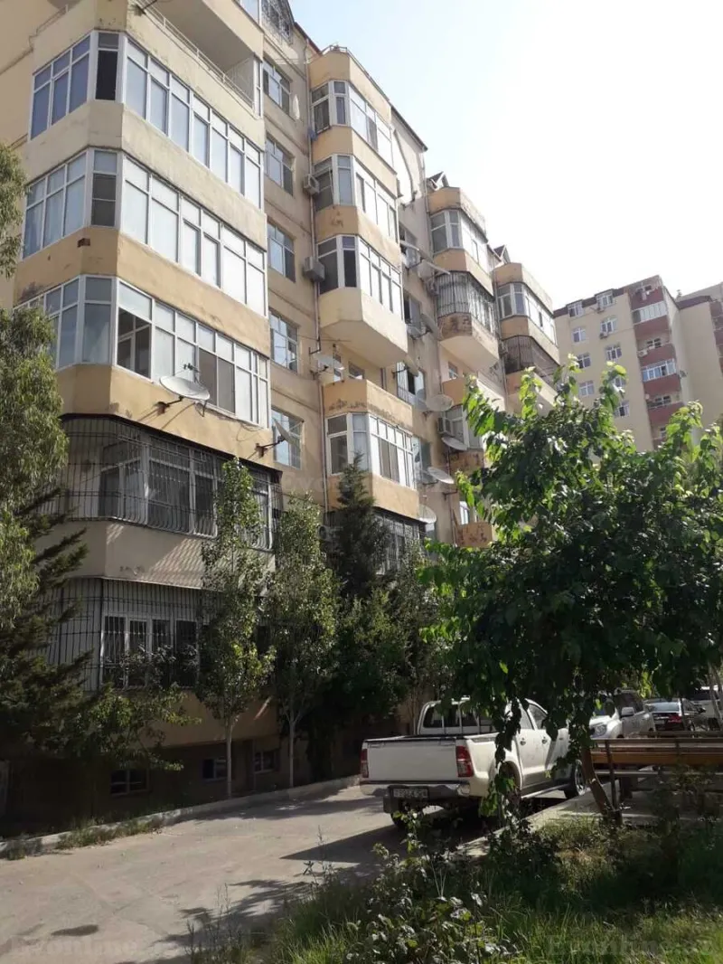 Satılır 3 otaqlı Mənzil Köhnə tikili 146 m² Xətai m. - şəkil 17