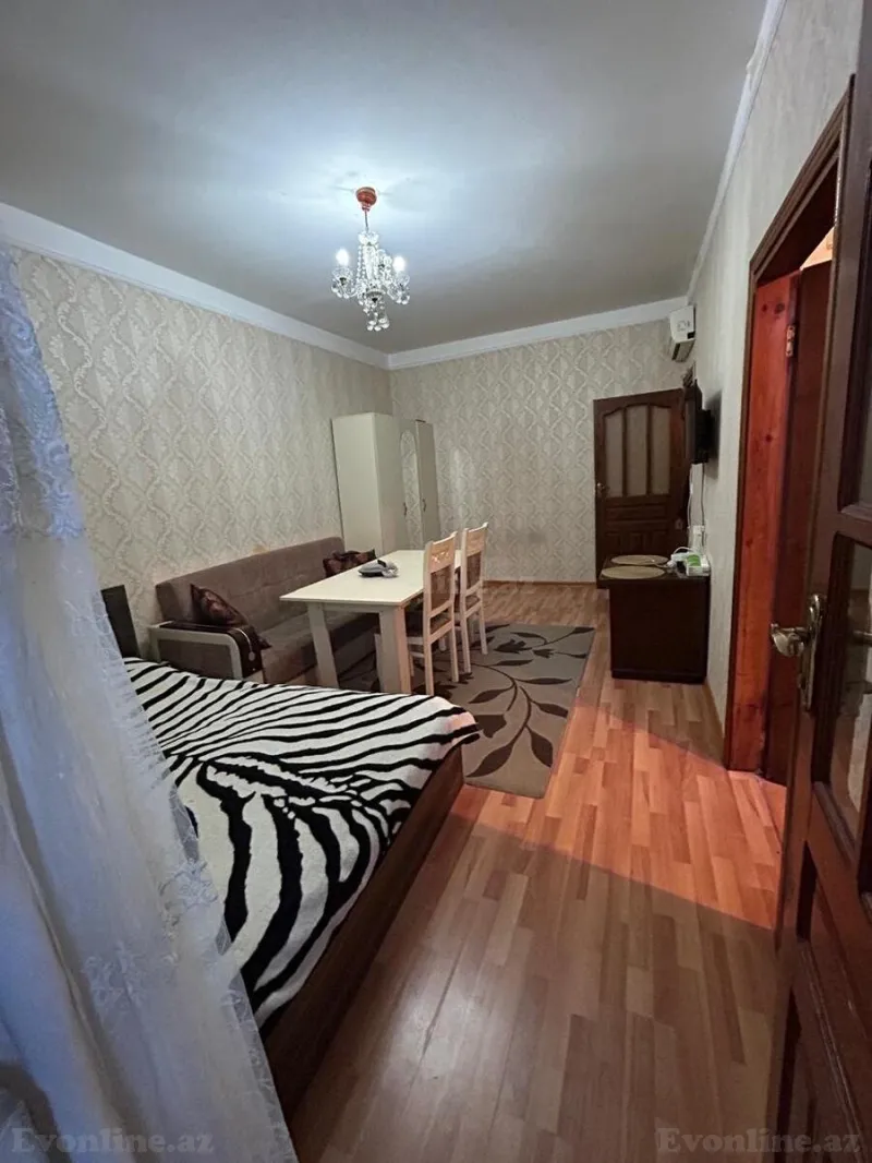 Satılır 2 otaqlı Mənzil Köhnə tikili 40 m² 2-ci mikrorayon - şəkil 3