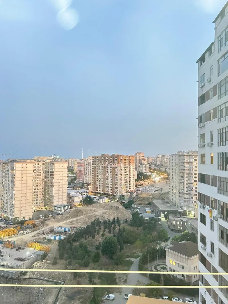 Kirayə verilir 3 otaqlı Mənzil Yeni tikili 110 m² İnşaatçılar m. - şəkil 14