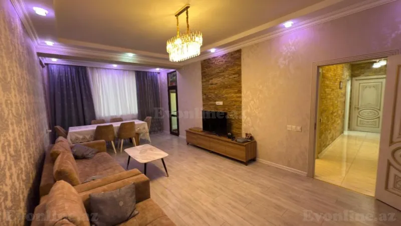 4 otaqlı Mənzil 102 m² Əhmədli m. Satılır