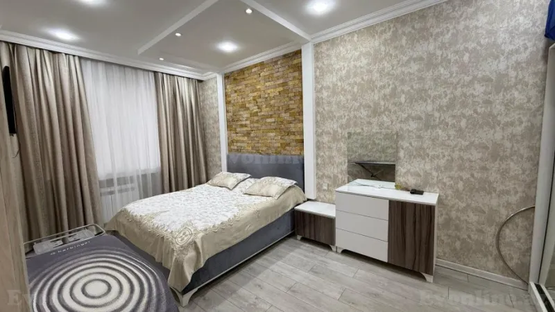 Satılır 4 otaqlı Mənzil Yeni tikili 102 m² Əhmədli m. - şəkil 5