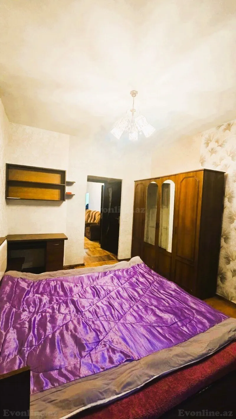 Satılır 2 otaqlı Mənzil Köhnə tikili 58 m² Memar Əcəmi m. - şəkil 2