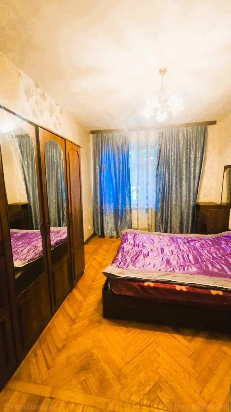 Satılır 2 otaqlı Mənzil Köhnə tikili 58 m² Memar Əcəmi m. - şəkil 3