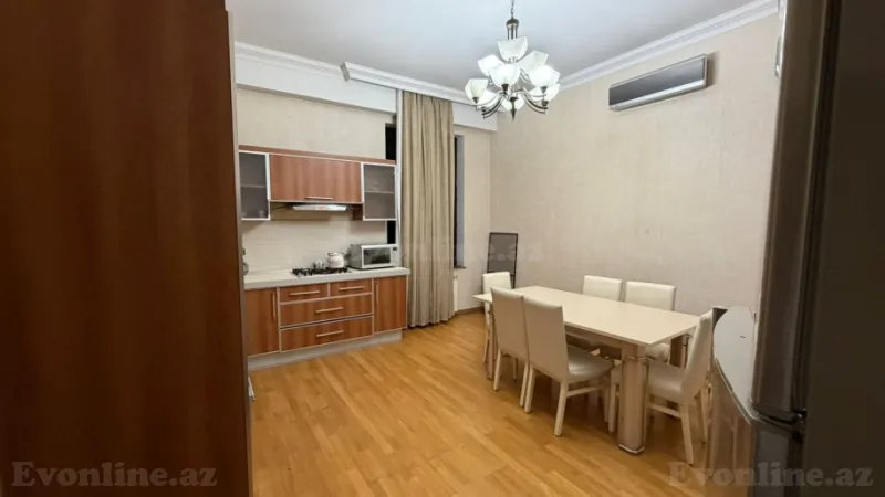 Kirayə verilir 4 otaqlı Mənzil Yeni tikili 205 m² Sahil m. - şəkil 13