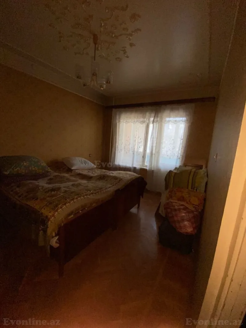 Satılır 5 otaqlı Mənzil Köhnə tikili 120 m² 9-cu mikrorayon