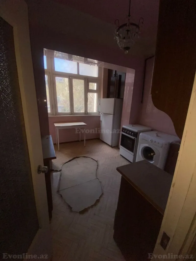 Satılır 5 otaqlı Mənzil Köhnə tikili 120 m² 9-cu mikrorayon - şəkil 8